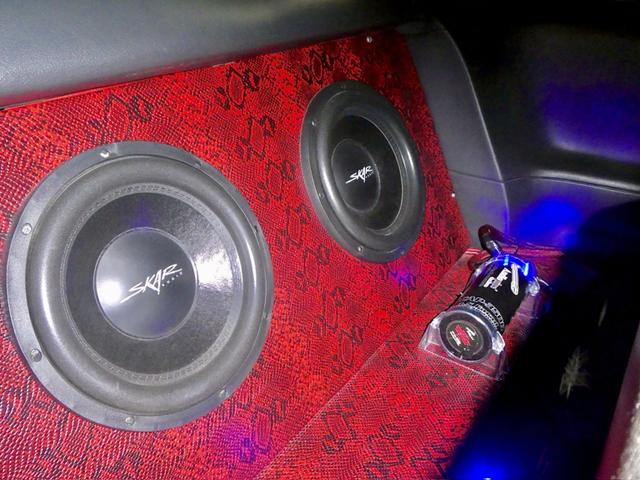 Photo of 2002 Red Ford Mustang