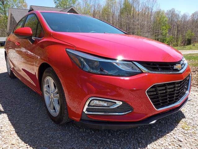 Photo of 2018 Red Chevrolet Cruze