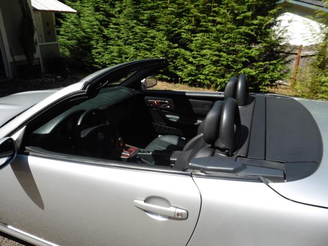 Photo of 2002 Silver Mercedes-Benz SLK-Class