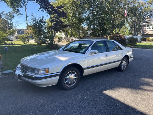Photo of 1996 White Cadillac Seville
