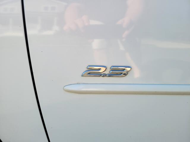 Photo of 2008 White Mazda Mazda3