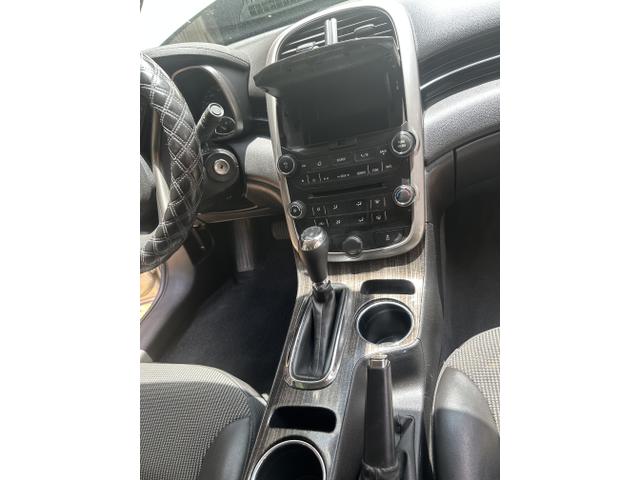 Photo of 2015 Gold Chevrolet Malibu