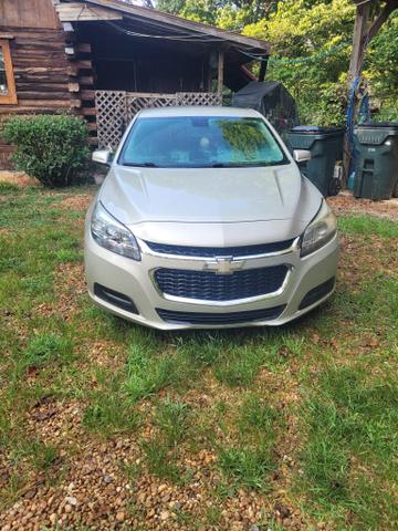 Photo of 2015 Gold Chevrolet Malibu
