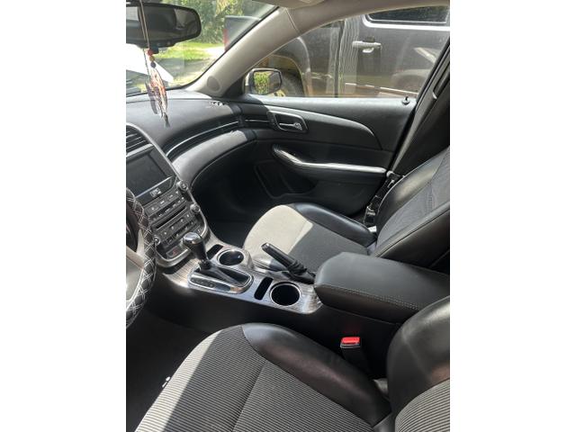 Photo of 2015 Gold Chevrolet Malibu