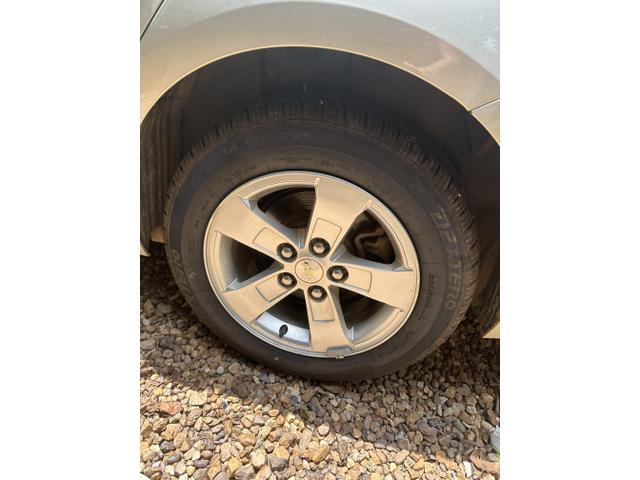 Photo of 2015 Gold Chevrolet Malibu
