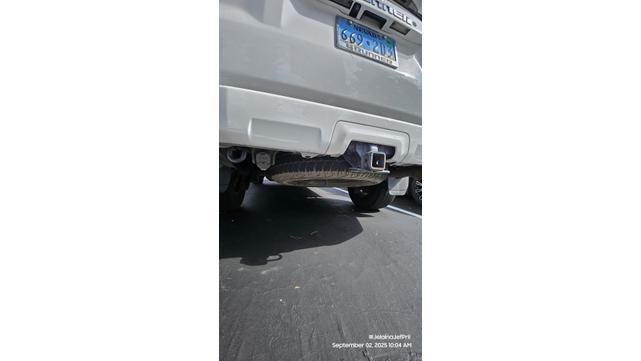 Photo of 2014 White Toyota 4Runner