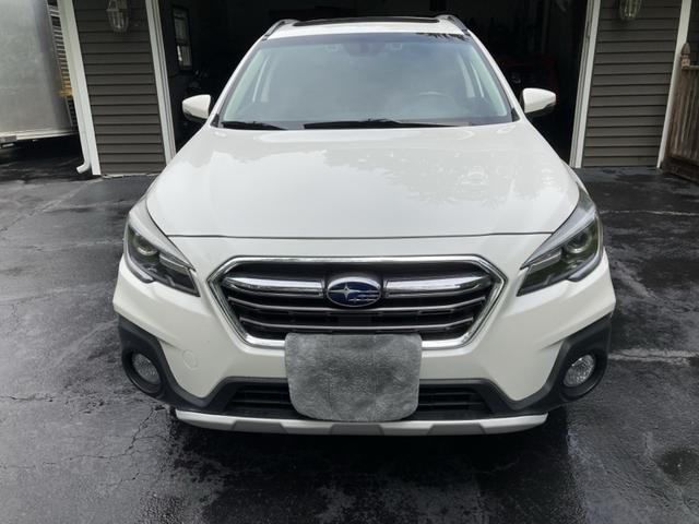 Photo of 2019 White Subaru Outback