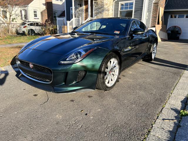Photo of 2015 Green Jaguar F-TYPE
