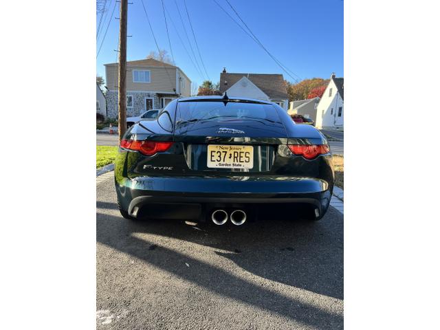 Photo of 2015 Green Jaguar F-TYPE
