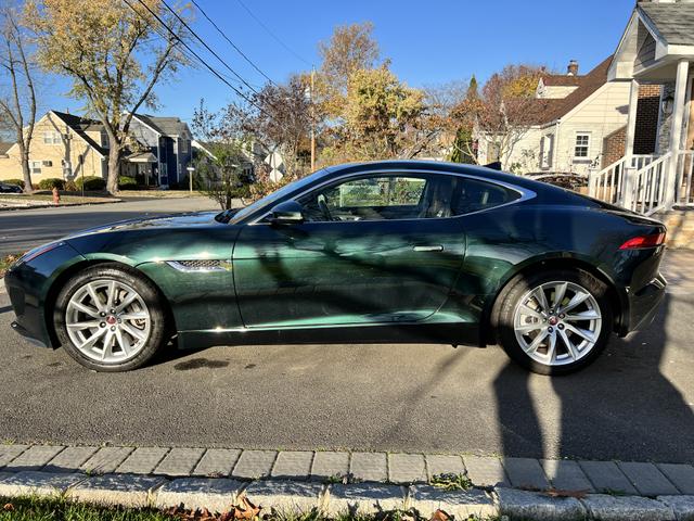 Photo of 2015 Green Jaguar F-TYPE