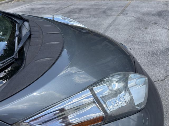 Photo of 2017 Gray Nissan Leaf