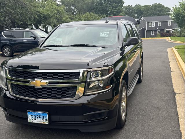 Photo of 2015 Black Chevrolet Suburban