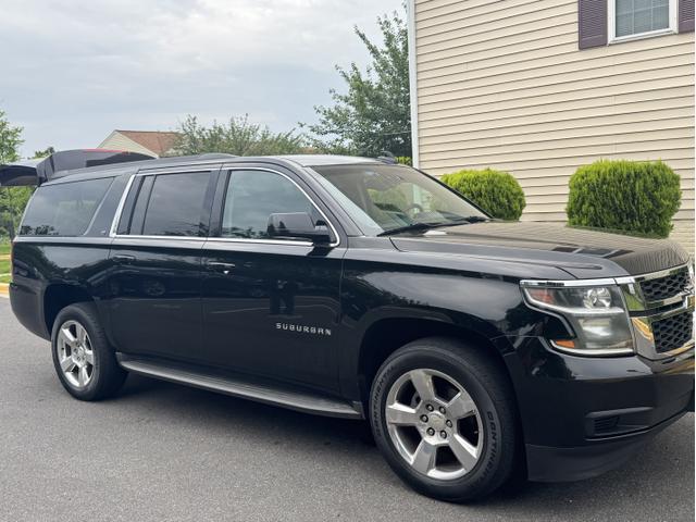Photo of 2015 Black Chevrolet Suburban