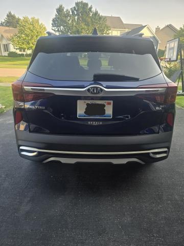 Photo of 2021 Blue Kia Seltos