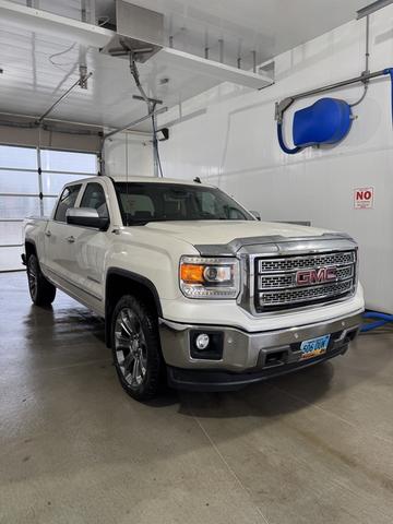 Photo of 2014 White GMC Sierra 1500