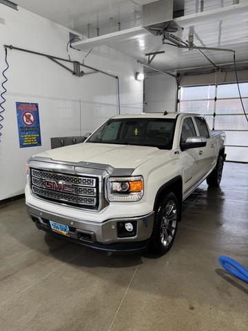 Photo of 2014 White GMC Sierra 1500