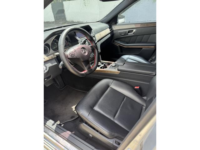 Photo of 2010 Silver Mercedes-Benz E-Class