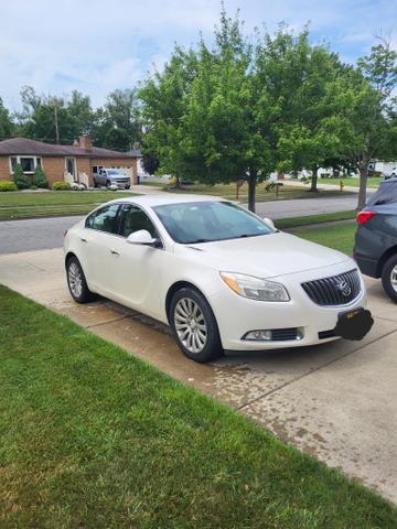 Photo of 2012 Beige Buick Regal