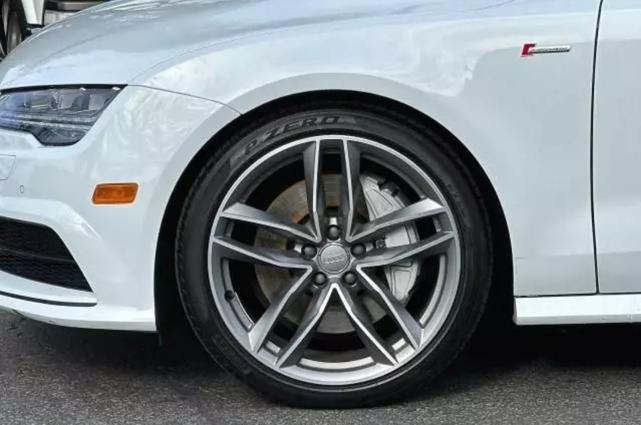 Photo of 2016 White Audi A7