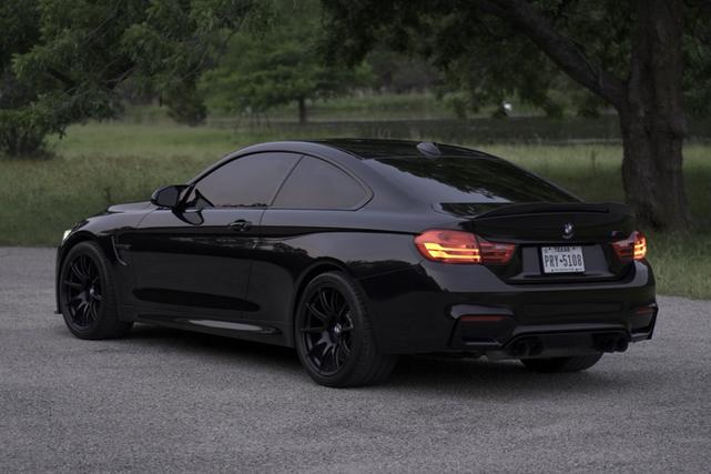 Photo of 2015 Black BMW M4
