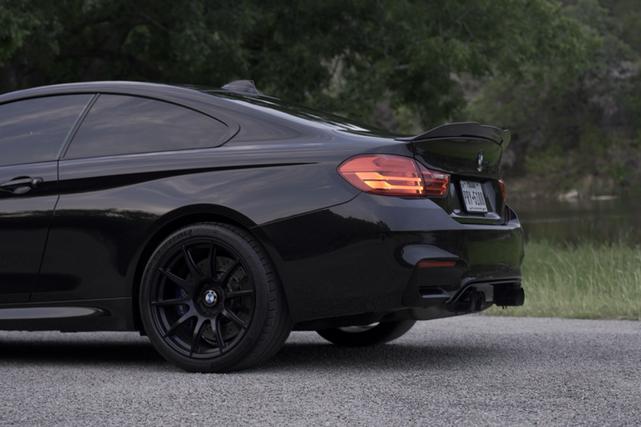 Photo of 2015 Black BMW M4