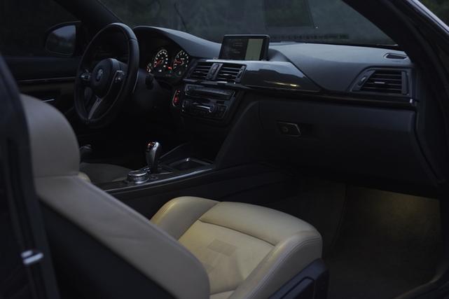 Photo of 2015 Black BMW M4