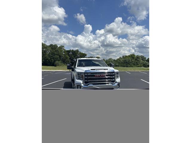 Photo of 2020 White GMC Sierra 2500