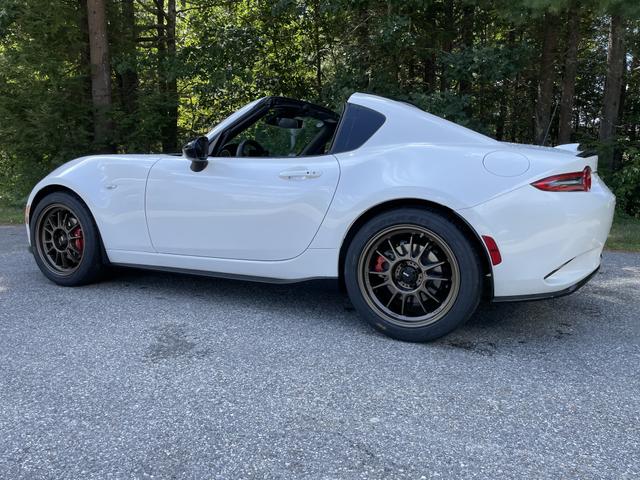 Photo of 2024 White Mazda MX-5 Miata RF