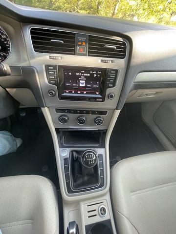 Photo of 2015 White Volkswagen Golf SportWagen
