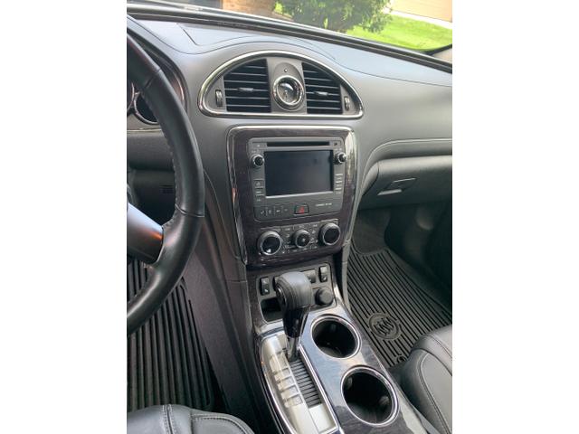 Photo of 2017 Silver Buick Enclave