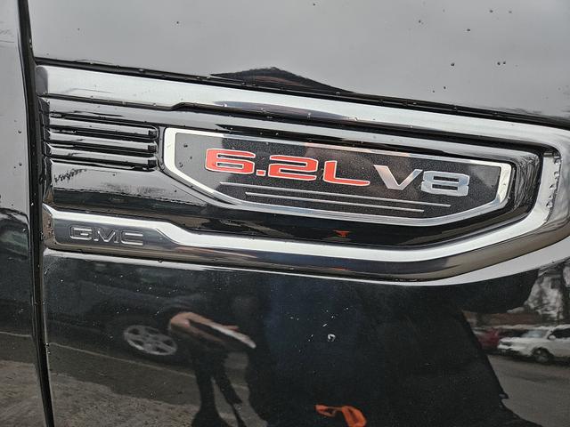 Photo of 2021 Black GMC Sierra 1500