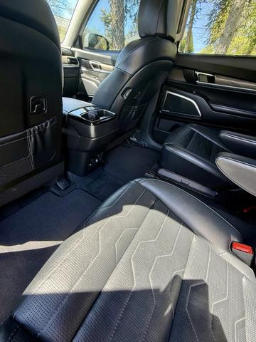Photo of 2022 Gray Kia Telluride