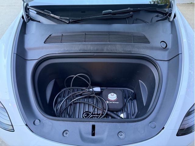 Photo of 2023 White Tesla Model Y
