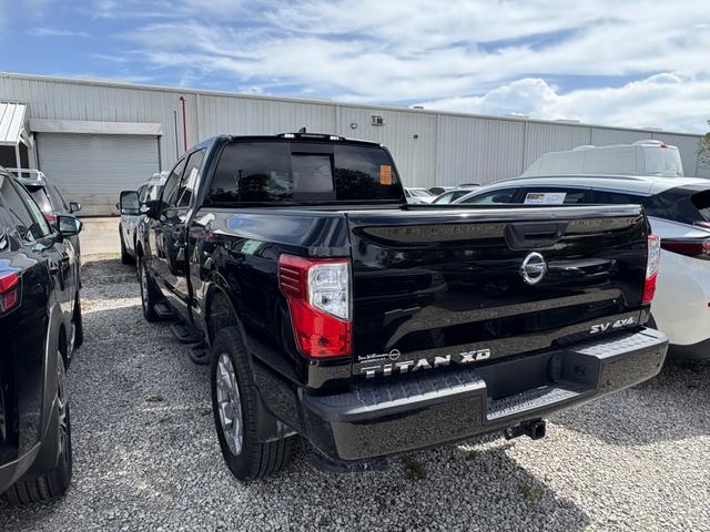 Photo of 2024 Black Nissan Titan