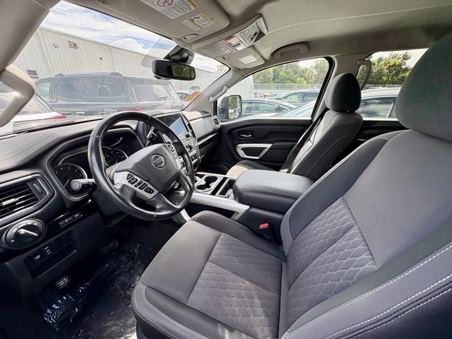 Photo of 2024 Black Nissan Titan