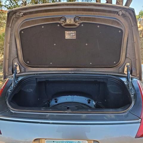Photo of 2004 Gray Nissan 350Z
