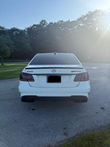 Photo of 2014 White Mercedes-Benz E-Class