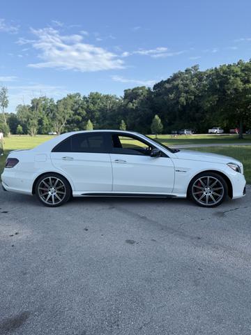 Photo of 2014 White Mercedes-Benz E-Class