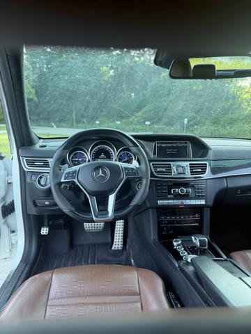Photo of 2014 White Mercedes-Benz E-Class