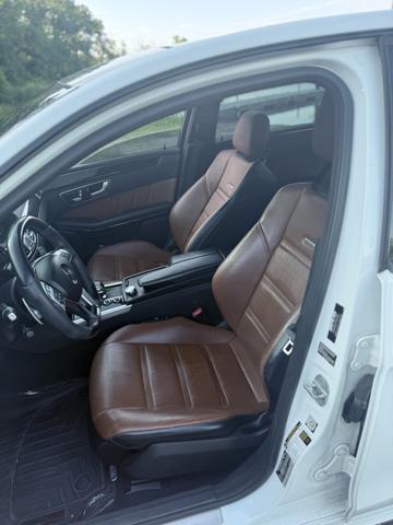 Photo of 2014 White Mercedes-Benz E-Class