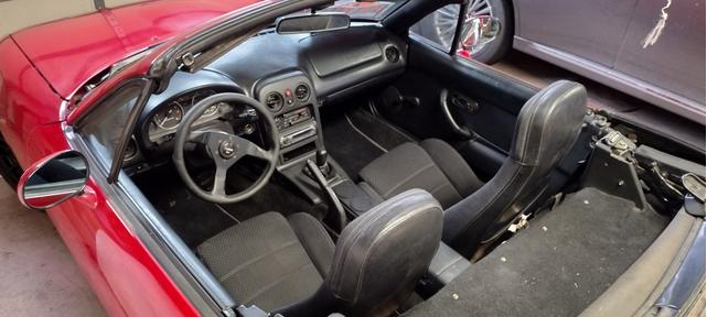 Photo of 1994 Red Mazda MX-5 Miata