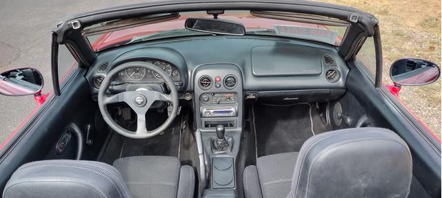 Photo of 1994 Red Mazda MX-5 Miata