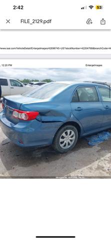 Photo of 2013 Blue Toyota Corolla