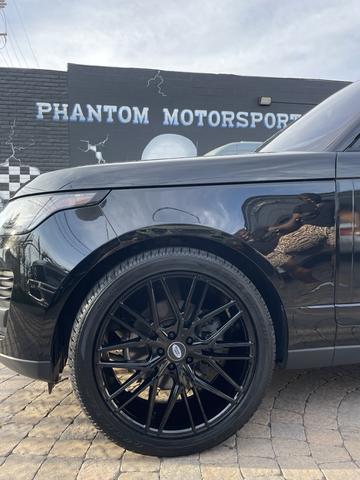 Photo of 2018 Black Land Rover Range Rover