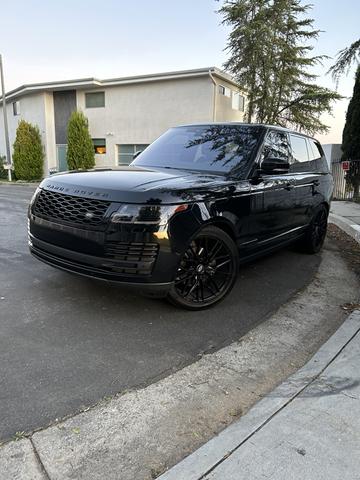 Photo of 2018 Black Land Rover Range Rover