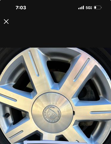 Photo of 2007 Silver Cadillac DTS