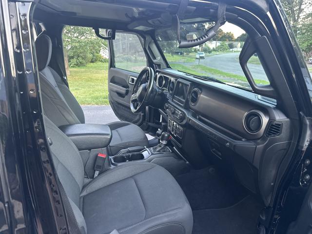 Photo of 2020 Black Jeep Wrangler Unlimited