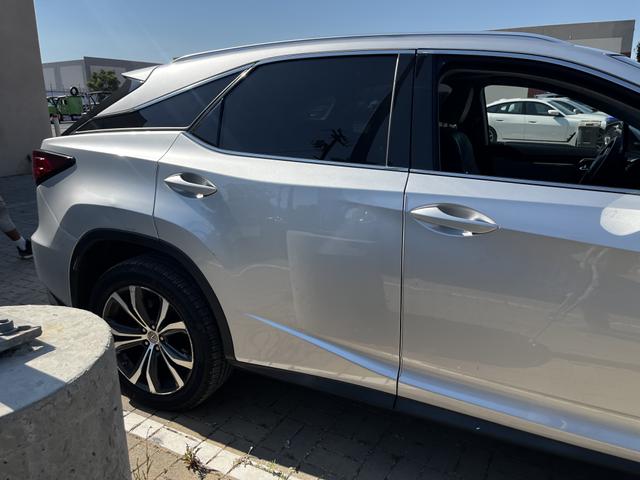 Photo of 2016 White Lexus RX 350