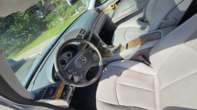 Photo of 2007 Silver Mercedes-Benz E-Class