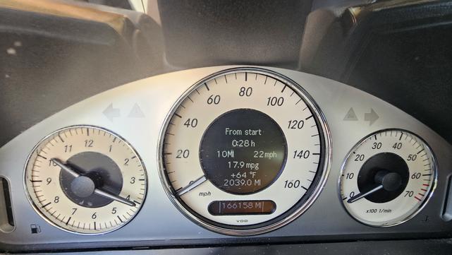 Photo of 2007 Silver Mercedes-Benz E-Class